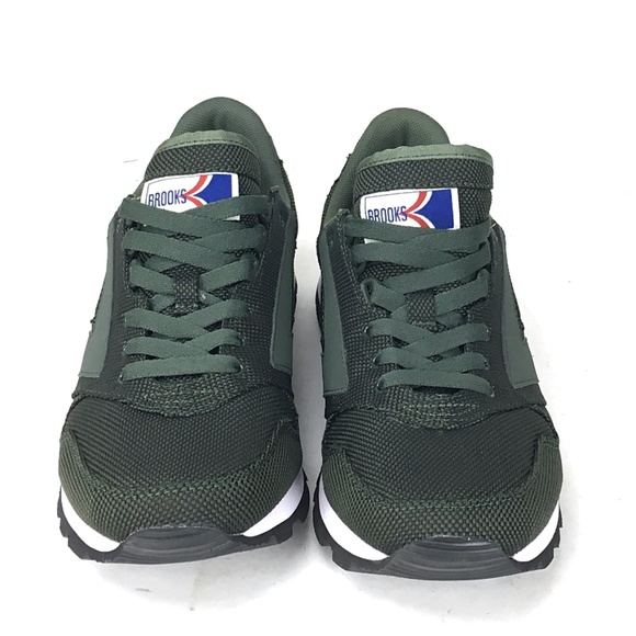 brooks running shoes company